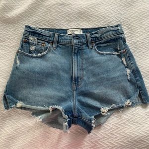 Abercrombie & Fitch Curve love mom shorts